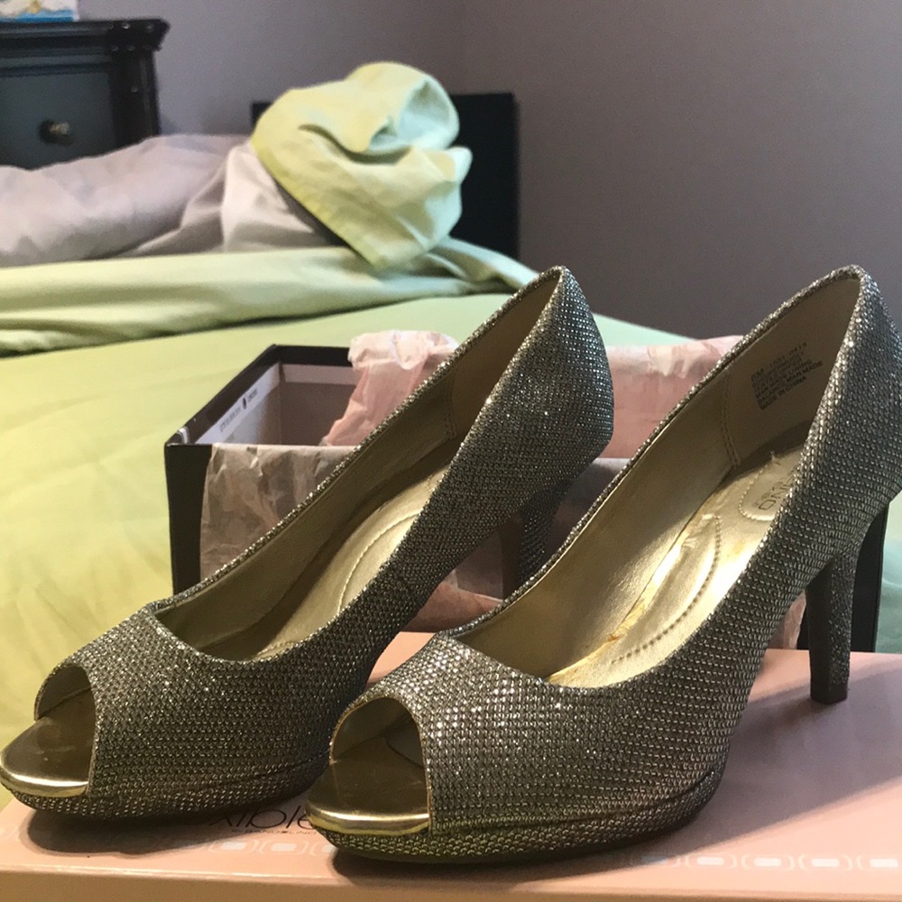 Gold Sparkly Heels